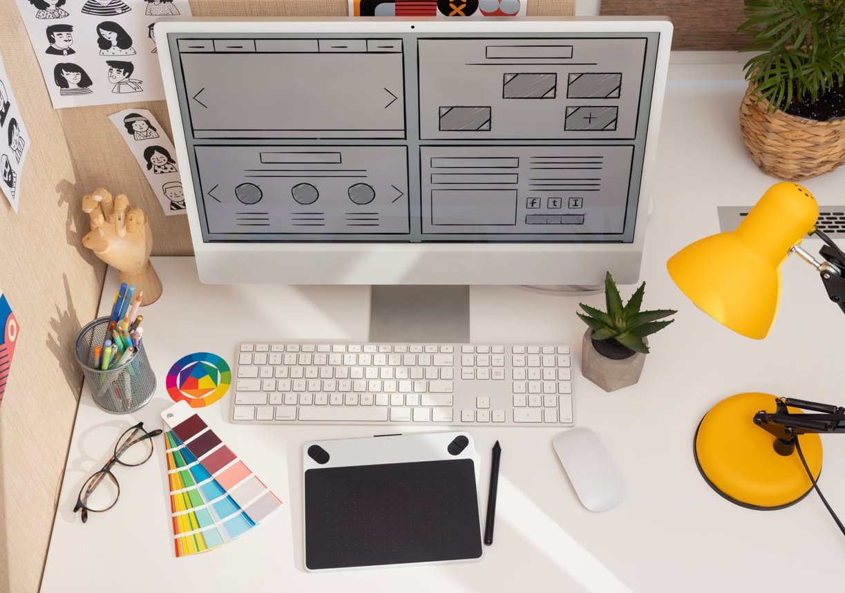 creative brief design desk